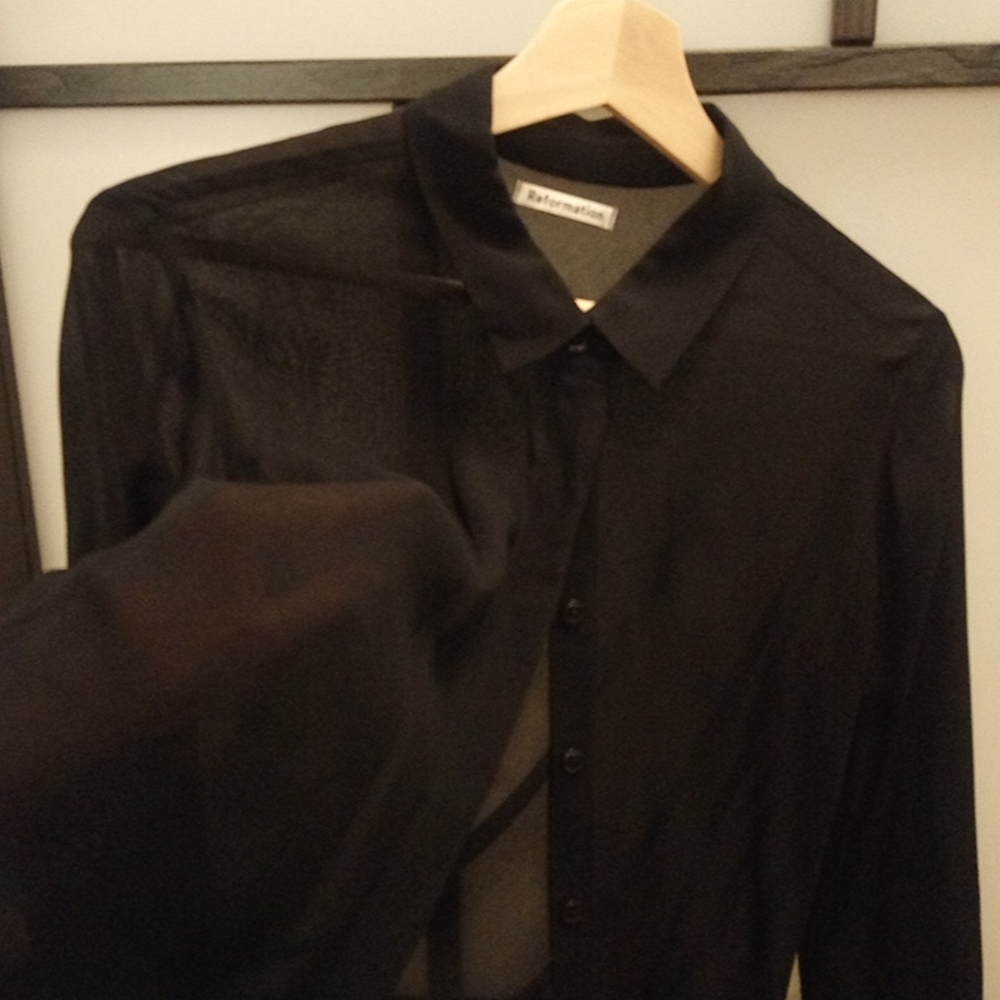 Violet top from Reformation - Picture 5 of 11